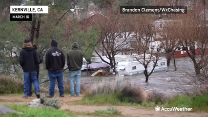 Powerful floods inundate homes along California's Kern River