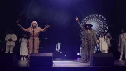 Tasha Cobbs Leonard - Jesus What A Friend