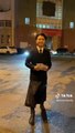 Con rể Xuân Hinh mặc váy ra đường: Khẳng định nam tính nằm ở cách sống, không phải quần áo