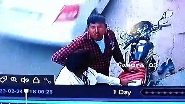 ज्वेलर्स को नकली सोने का हार देकर ठग ले गया 11.71 लाख रुपए, सीसीटीवी कैमरे में हुआ कैद