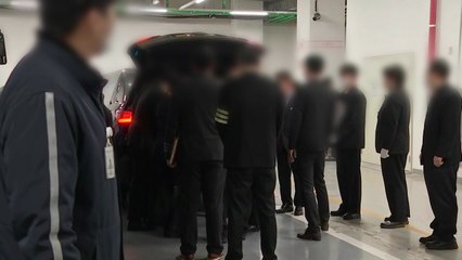 숨진 이재명 전 비서실장, 유족 눈물 속 발인 엄수 / YTN