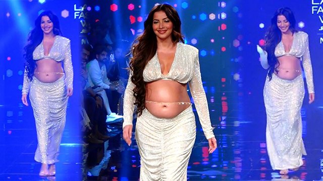 Lakme Fashion Week 2023: Antara Marwah Baby Bump Flaunt करते Ramp Walk Video Viral | Boldsky