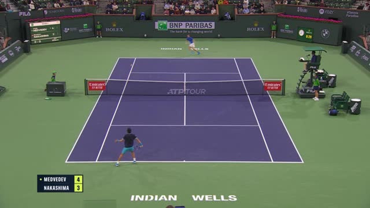 Medvedev eases past Nakashima for 15th straight...