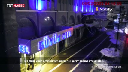 Malatya'da depremin ilk anları güvenlik kameraları ve polis telsizinde