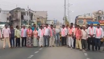 వర్ధన్నపేట: బండి సంజయ్ ని వెంటనే అరెస్టు చేయాలి.. లేకపోతే..!