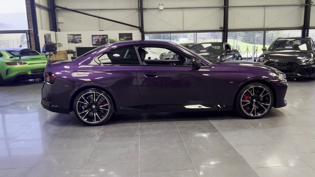 Unleashing Power and Elegance | A Close Look at the BMW M240i xDrive G42