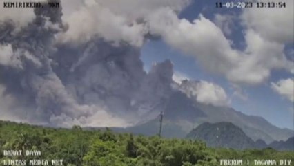 Indonesia, la grande eruzione del vulcano Merapi