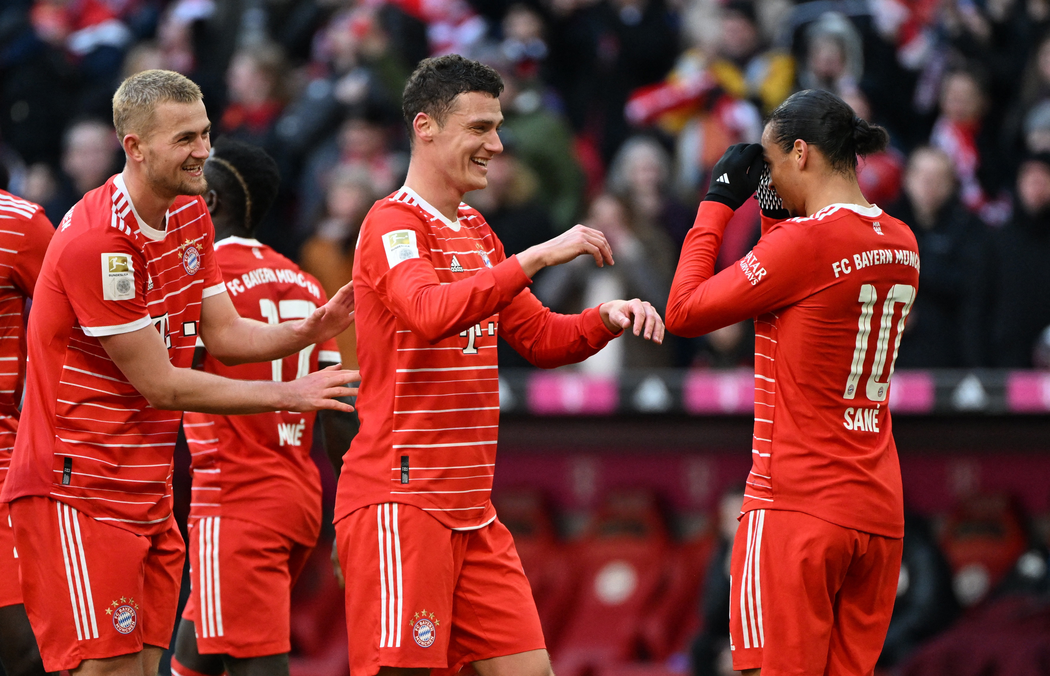 Bundesliga : Pavard en état de grâce, le Bayern fracasse Augsbourg