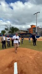 Clásico Mundial: Presidente Abinader se prepara para lanzar la primera bola