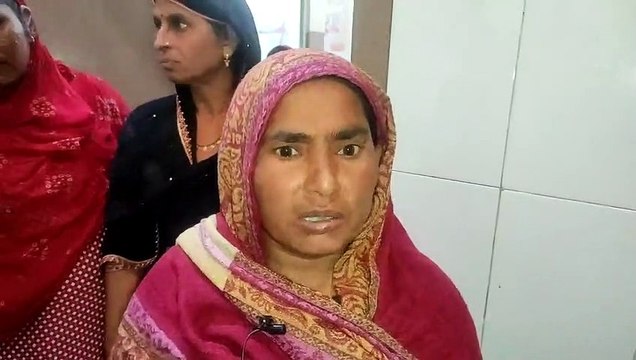 लापरवाही- महिला अस्पताल की गैलरी में हुआ प्रसव, परिजनों ने लगाए स्टॉफ पर आरोप