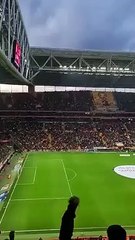 Galatasaray’ın rekor kırdığı maçta hükümet protestosu
