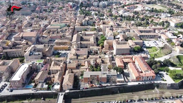 Basilica di Vitruvio a Fano, dagli scavi spuntano resti di epoca romana. Il video