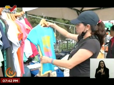 Movimiento de maestros y maestras urdanetista realiza jornada de venta de ropa y zapatos