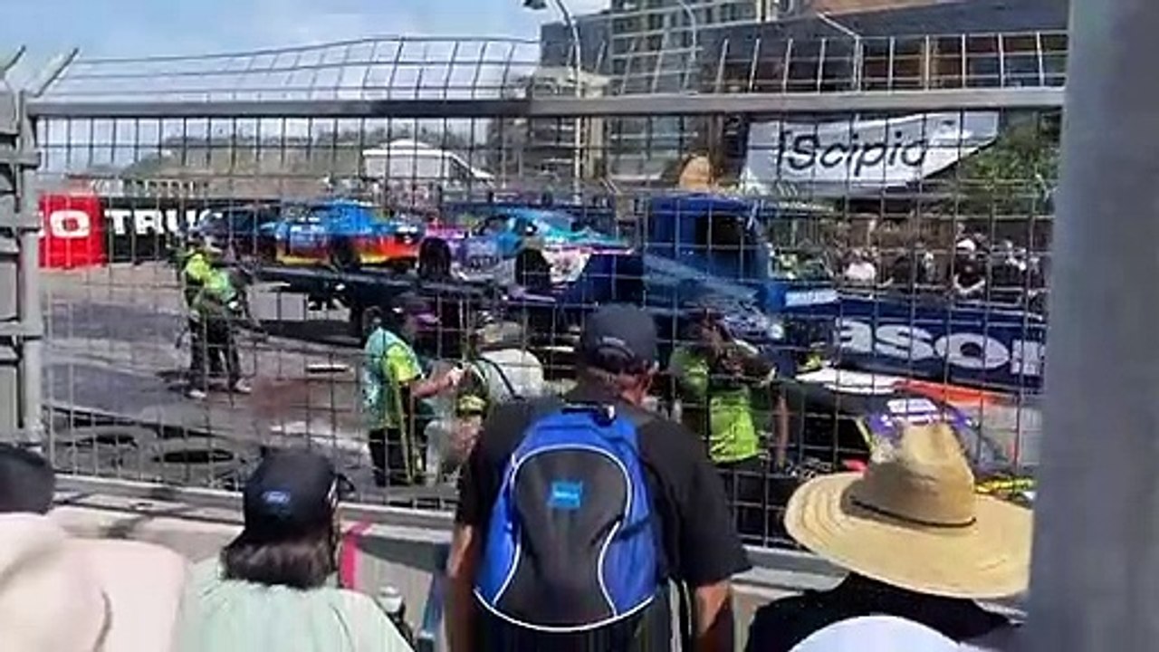 Clean up on Newcastle 500 track after massive crash in Aussie Racing Cars event at Newcastle Supercars | Newcastle Herald | March 12, 2023