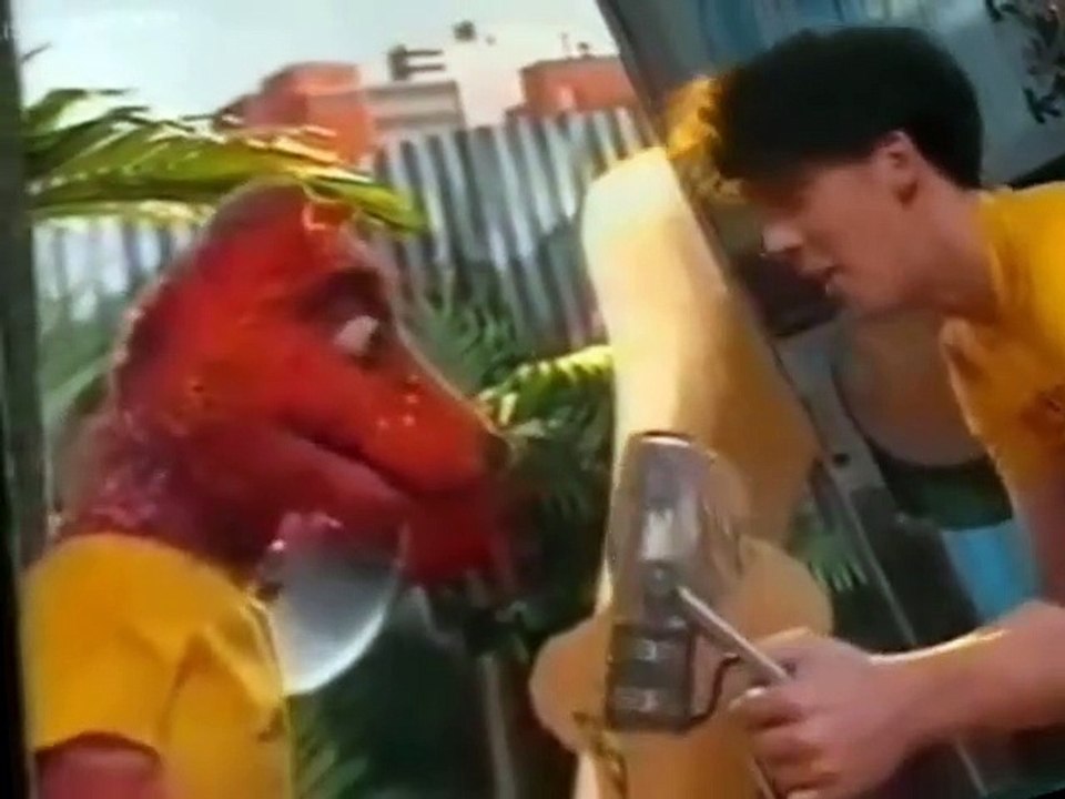 The Ferals The Ferals S02 E015 – Fossil Fools