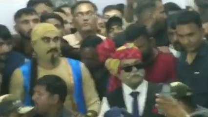 चाचा चौधरी और साबू को देखने उमड़ी भीड़,बीजेपी के राष्ट्रीय महासचिव का दिखा नया रूप