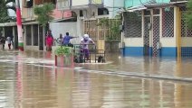 الأمطار الغزيرة تسبب فيضانات في الإكوادور