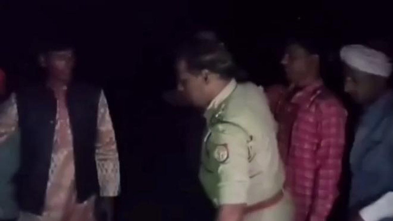 अयोध्या: एक नामजद सहित आधा दर्जन लोगों पर पुलिस...