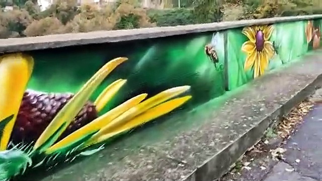 Il murale più lungo d’Italia creato da Noah nel borgo medievale di Arena nel Vibonese