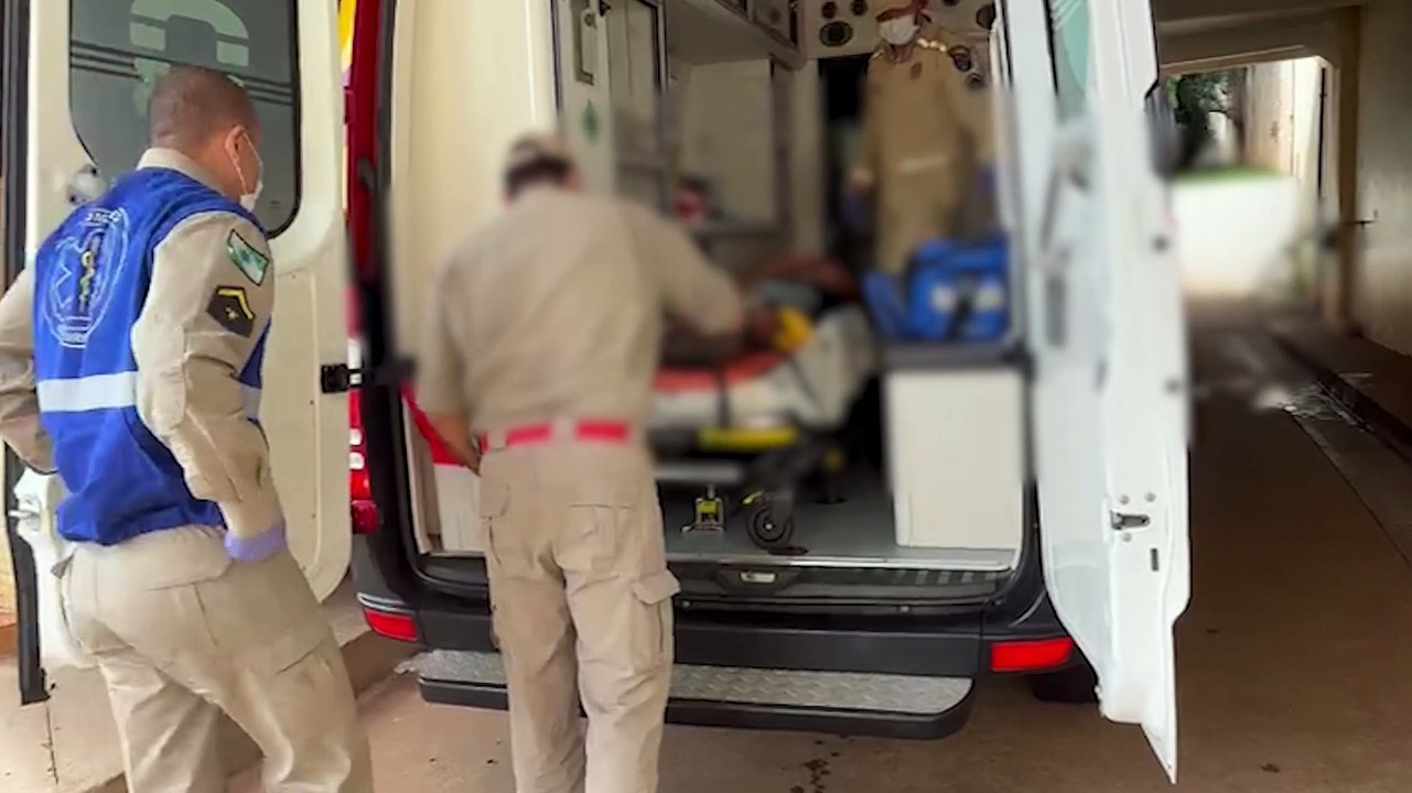 Homem cai de escada e fica ferido no Bairro Santa Cruz