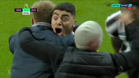 Almirón keeps Newcastle in hunt for Champions League football