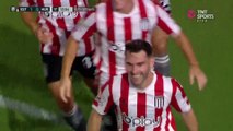 Mauro Boselli, bien de goleador para el 1-0 de Estudiantes a Huracán