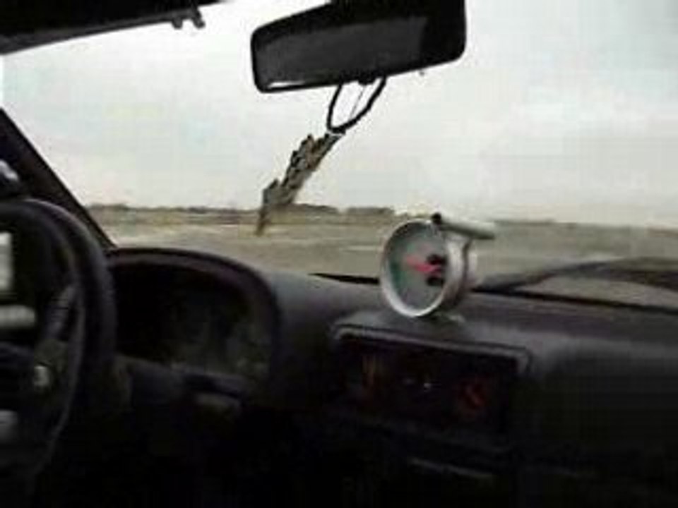 run nierg...ax gti 1.6 vs chrysler neon 20 1.6