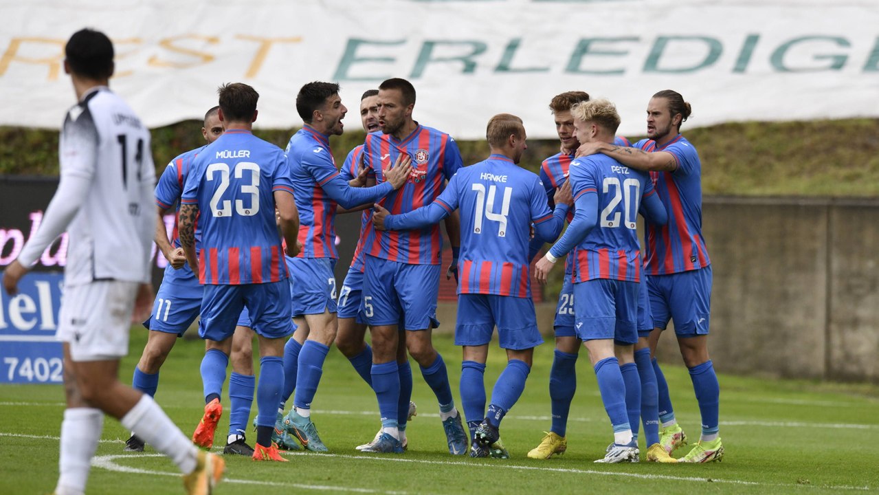 Schweers eröffnet wuchtig: Wuppertal siegt in Lippstadt