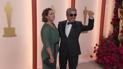 Stars walk ‘champagne’ carpet for 2023 Oscars