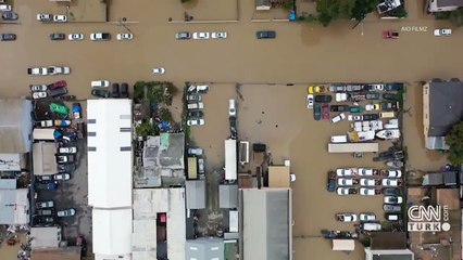 Kaliforniya yine sele teslim