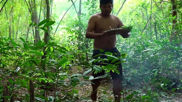 Wilderness Cooking Skill -Garlic Shrimp Recipe Stir Fry Blue Shrimp Garlic Hot Basil Eating So Yummy