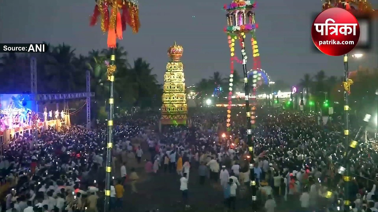 कर्नाटक के कलबुर्गी में सड़कों पर उमड़ा श्रद्धा का सैलाब, देंखे श्री शरणबसवेश्वर जात्रा का रेयर Video