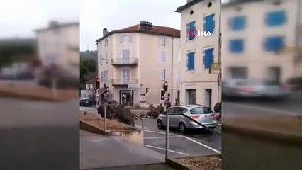 Fransa’da şehrin göbeğinde askeri tatbikat