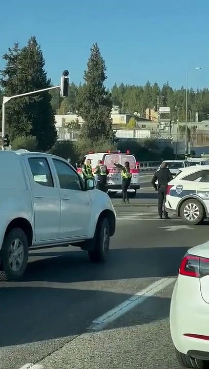 إصابة مستوطن بجروح خطيرة بانفجار عبوة ناسفة على طريق مجدو