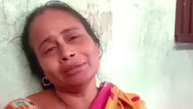 উঃ২৪পঃ ওই মেয়েটি আমার ছেলেকে কেড়ে নিয়েছে, বুক চাপড়ে কেঁদে বললেন মা