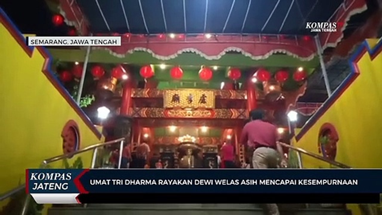 Umat Tri Dharma  Rayakan Dewi Welas Asih Mencap...