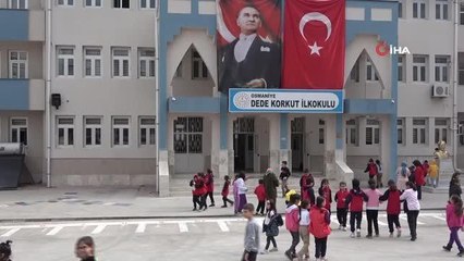 Depremin vurduğu Osmaniye'de eğitim öğretim yeniden başladı