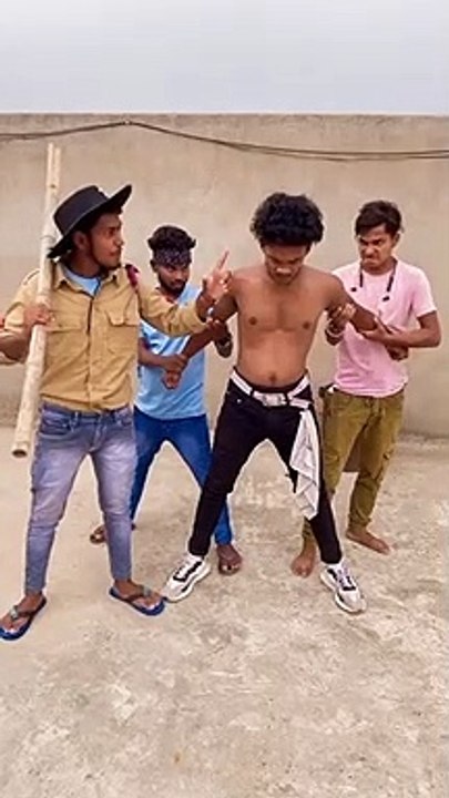 9_baje_uthata_hu_#comedy_#funny_#shotstory(360p)