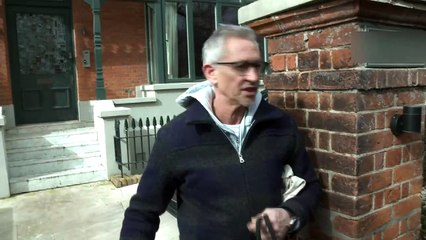 Gary Lineker Returns to BBC Amid Social Media Guidelines Review 🏟️