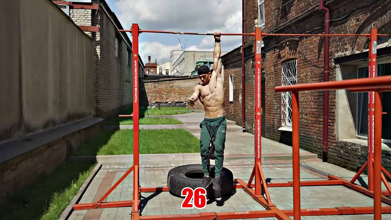 Pull-ups on the horizontal bar (32 years old 32 pull-ups with an additional weight of 70.5 lbs)