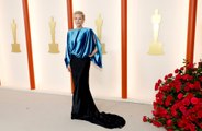 Cate Blanchett shows support for refugees on Oscars carpet