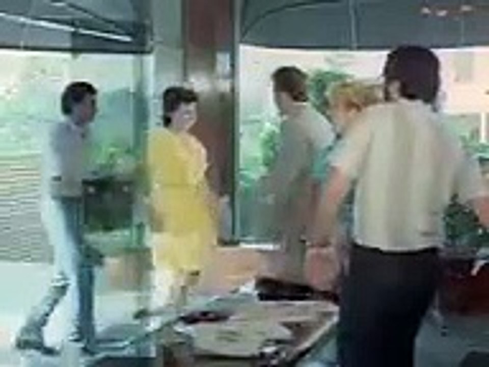 فيلم الاغراء والاثارة " الخونة" بطولة فريد شوقي و فاروق الفيشاوي وليلي علوي