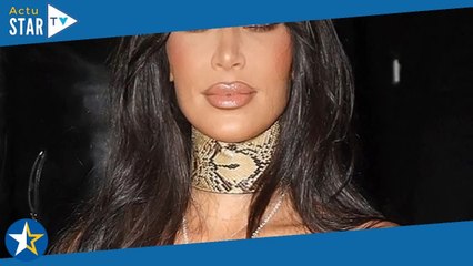 Kim Kardashian coincée dans une robe trop moulante, elle se fait griller en pleine galère dans un es