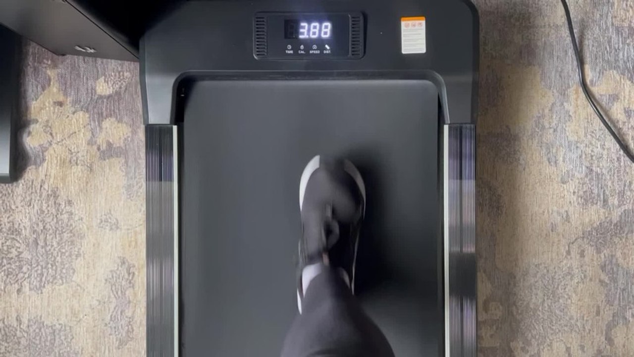 Walking Pad - Bei der Arbeit am Schreibtisch Sport machen - Ja, das geht, aber wie laut?
