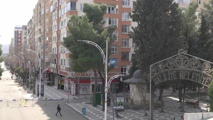 Şanlıurfa'da Vatandaşlar Acil Yıkım Kararı Verilen 2 Bin 700 Binanın Biran Önce Yıkılmasını İstiyor