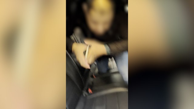 « Il m’a sauté dessus » : un chauffeur Uber agresse un malvoyant et son chien guide