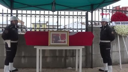 ESKİ BAKAN TANIR, ILGIN'DA TOPRAĞA VERİLDİ