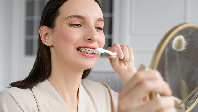 bd-problemas-asociados-al-uso-de-frenillos-130323