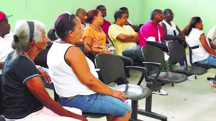 Jóvenes de 18 años podrían ser excluidos de cobertura de las ARS