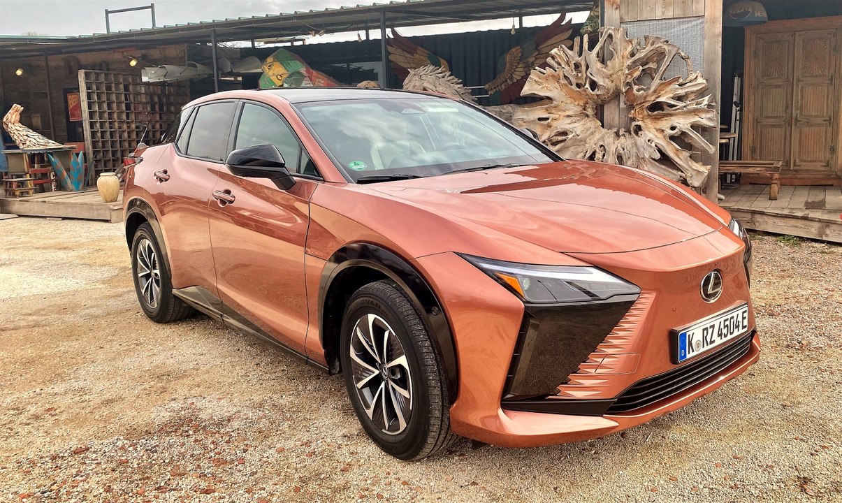 Lexus RZ: prueba